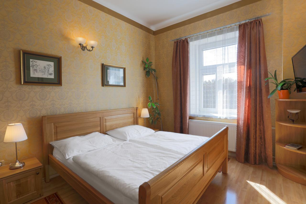 Hotel Štekl - Hrubá Skála Kültér fotó